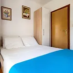 I Sobe Ina Apartamento